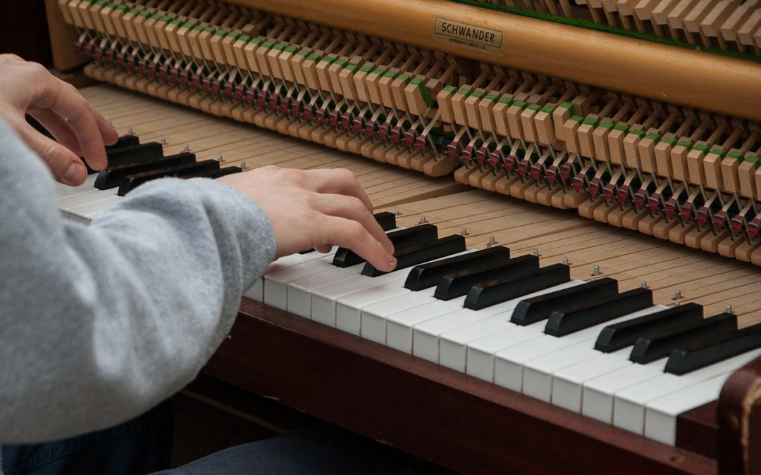 How to Learn a Song on the Piano and Memorize It Quickly